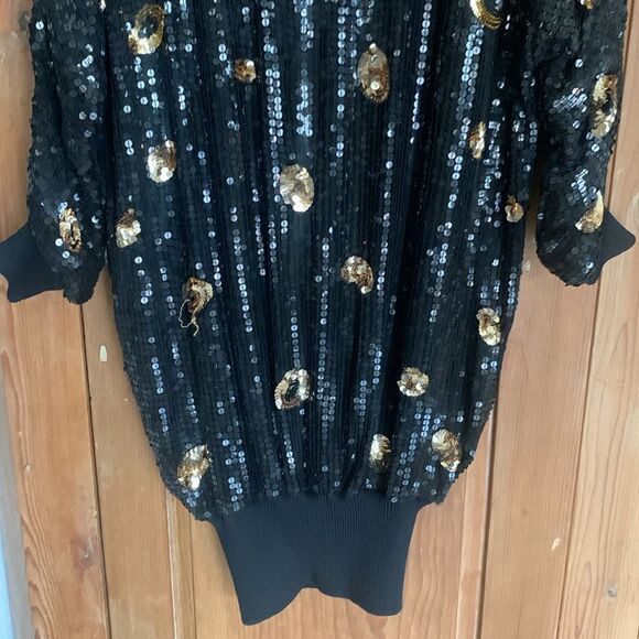 1980’s Gucci style sequin and beaded leopard/tiger dolman dress - Picture 9 of 13